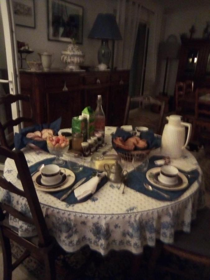 לינה וארוחת בוקר מרסיי Chez Regine Et Gregoire מראה חיצוני תמונה